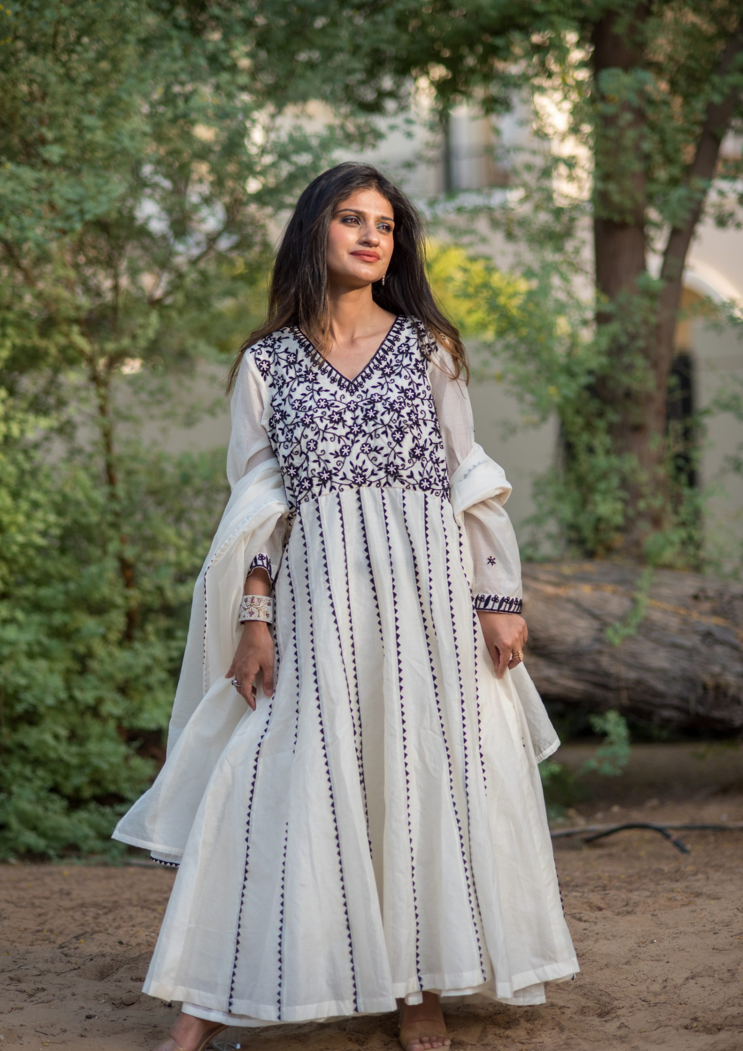 Akira Araya Black and White Anarkali Kurta Set.
