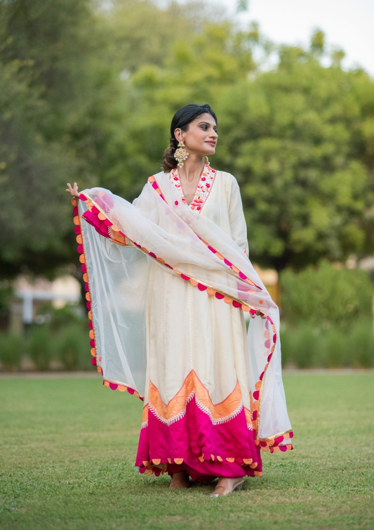 Akira Pia Cream Anarkali Kurta Set.