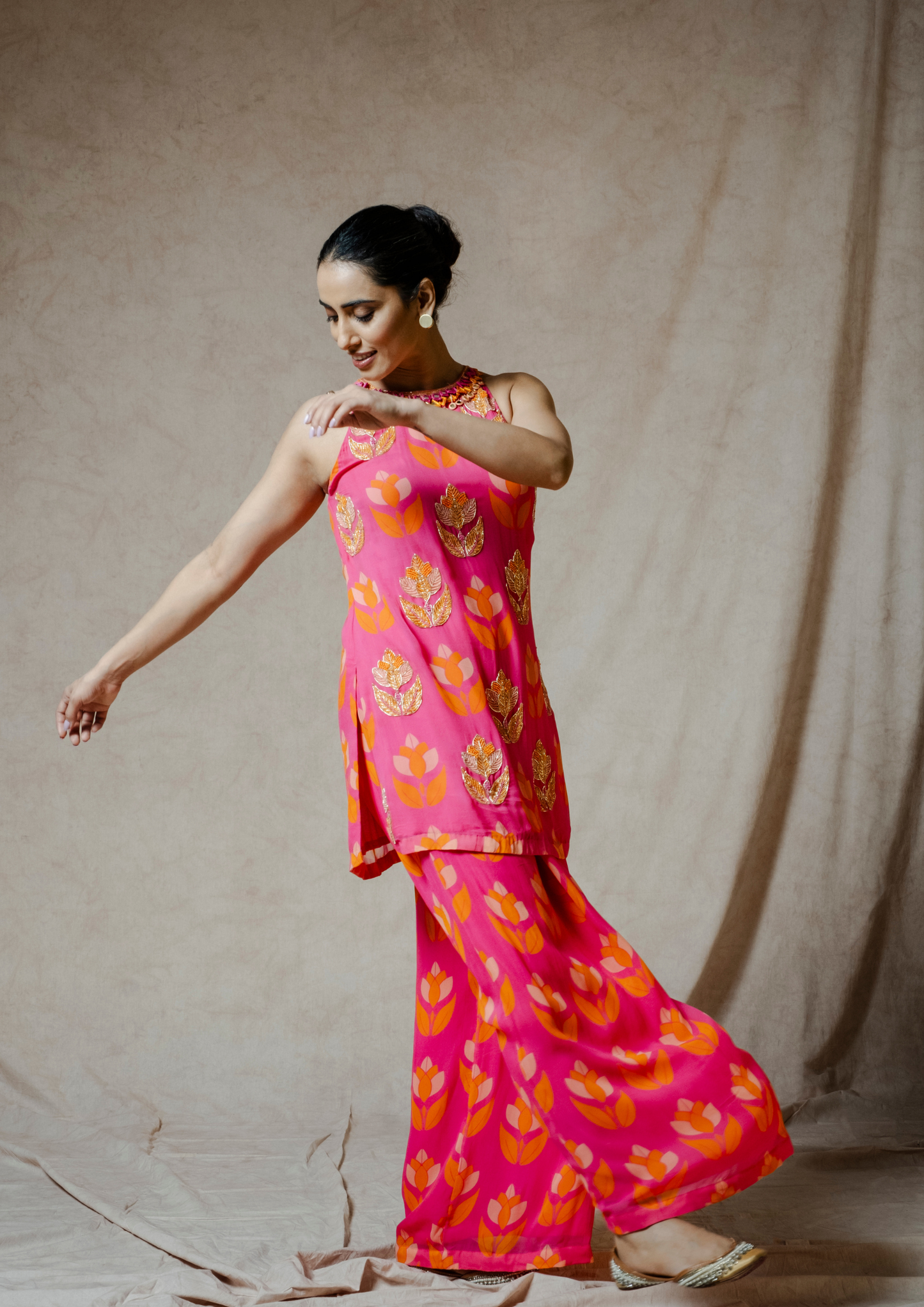 Noor Pink Lotus Print Kurta and Pant Set.